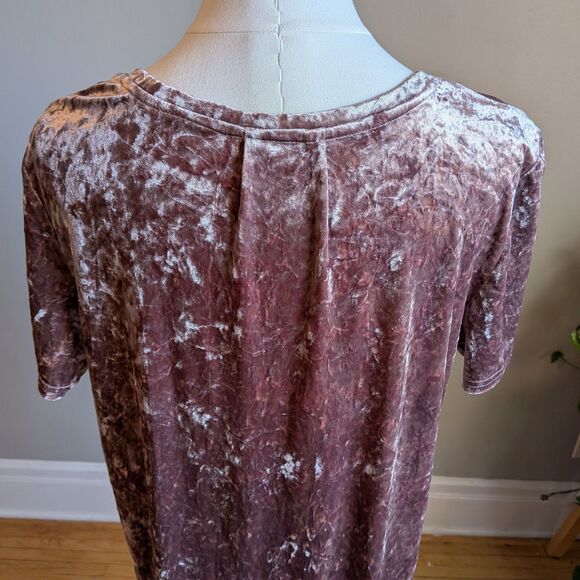 Spring & Mercer Pink Crushed Velvet T-shirt Pocket V Neck Rose Smoke Size Large - Picture 5 of 6